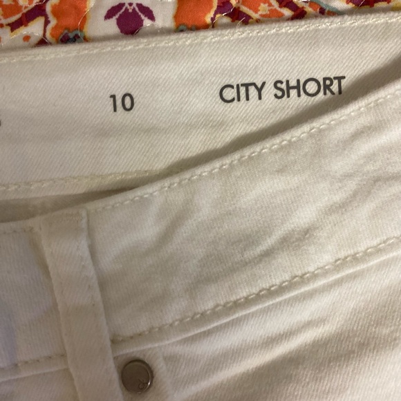 New! Woman’s Calvin Klein city shorts size 10 - Picture 7 of 8